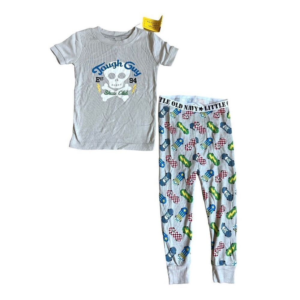 NWT Toddler Boys Old Navy Tough Guy Skull Skateboard Pajamas in Rifle Gray - 2T